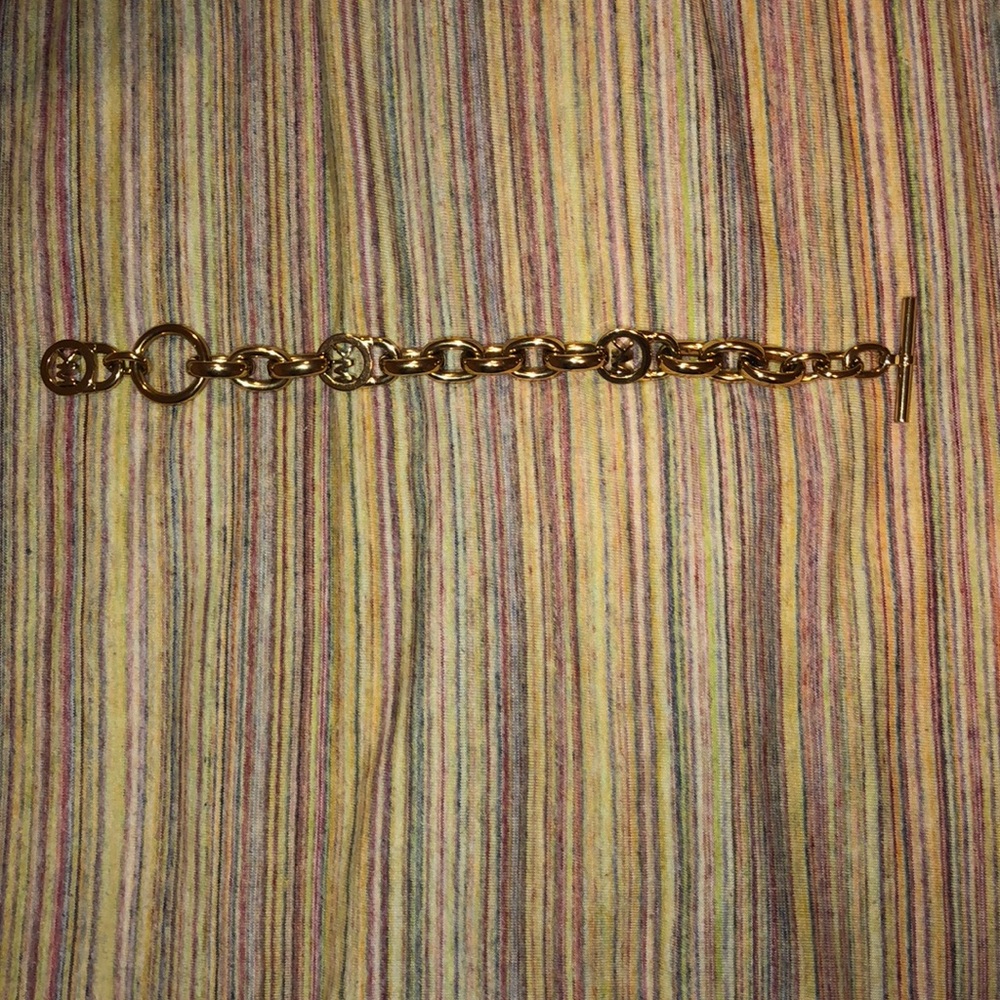 Gold bracelet